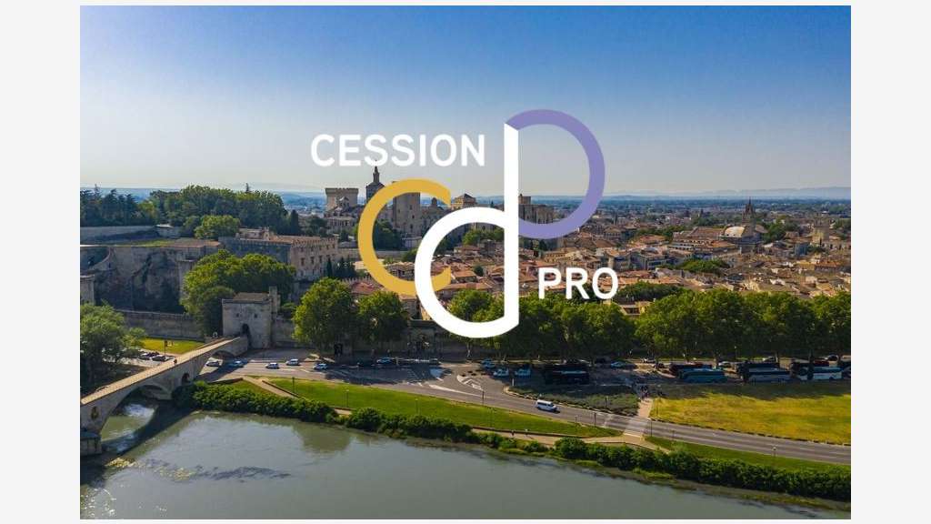 Local haut de gamme 455m² au centre d'Avignon