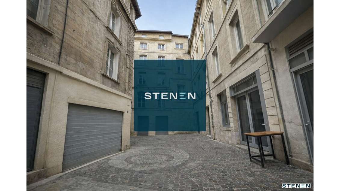 A vendre local commerce de 596m² à Avignon centre