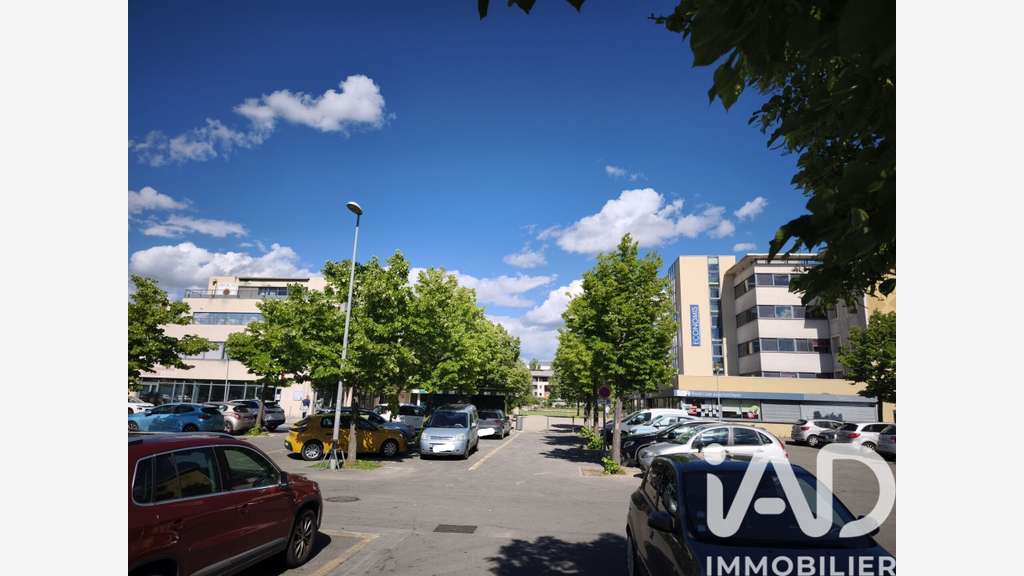 Vente murs commerciaux 205m² Avignon empl strat