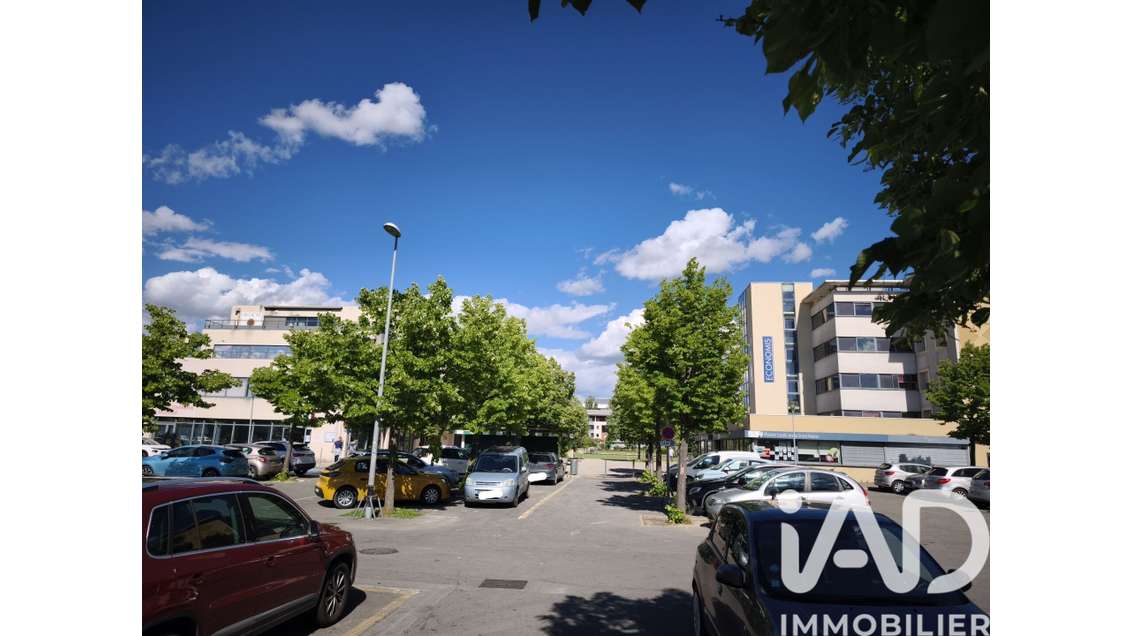 Local commercial à Avignon