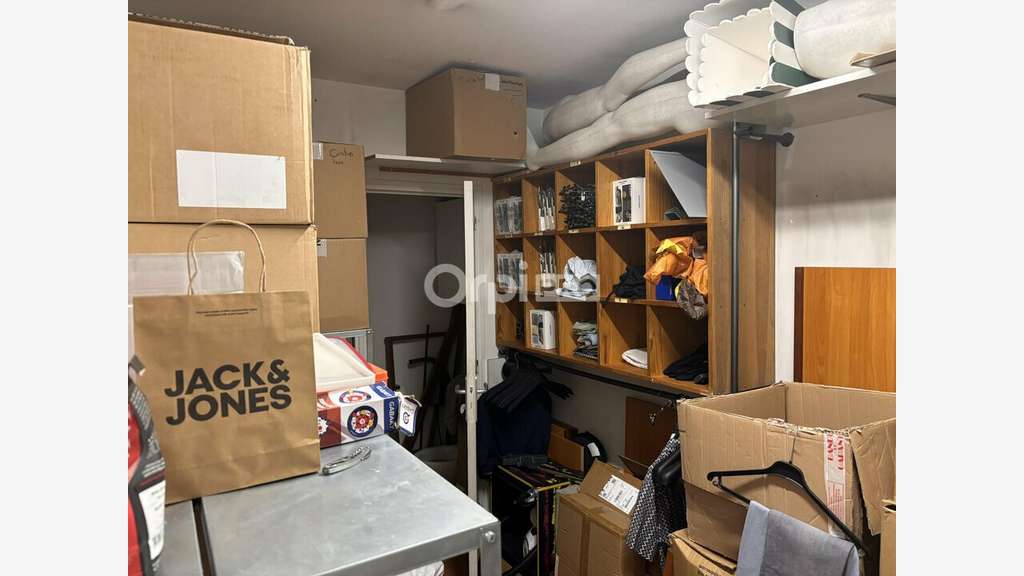 LOCAL COMMERCIAL à vendre dans le 84