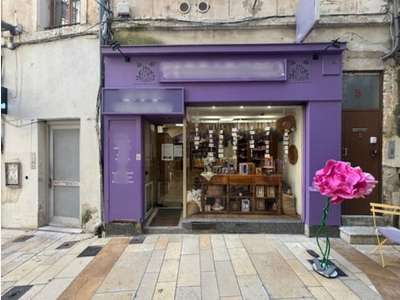 AVIGNON - LOCAL COMMERCIAL à vendre