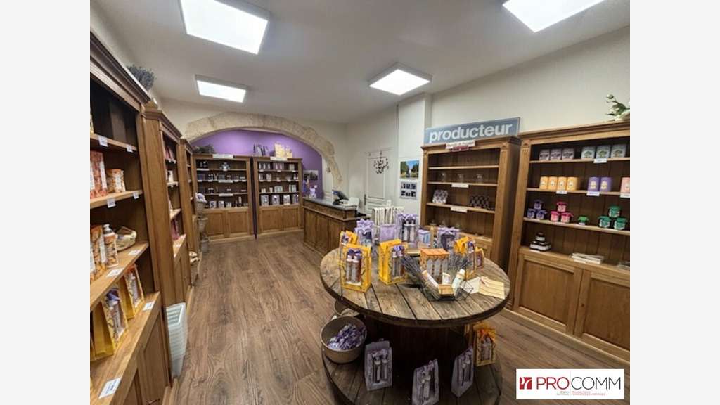 Local commercial de 72m² à vendre à Avignon