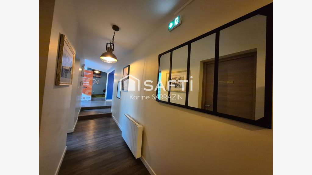 AV espace professionnel 216m² au coeur d'Avranches
