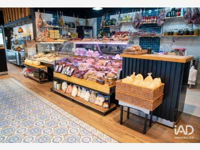 AV local commercial de 80m² Sur Bagnoles-de-l'Orne