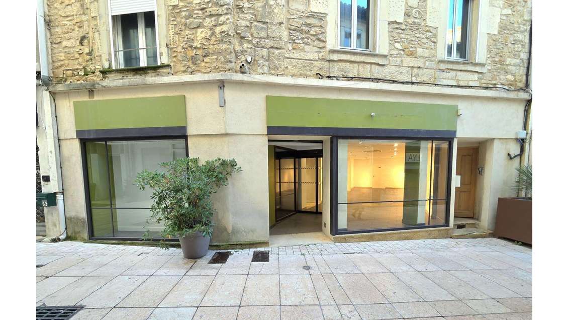 Vente murs commerciaux 125m² à Bagnols sur Cèze
