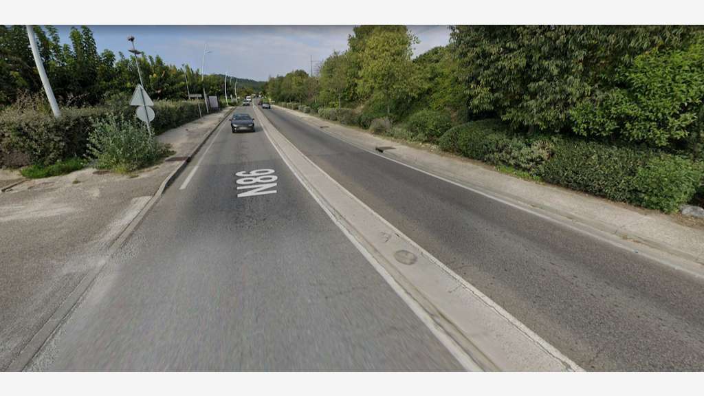 Vente murs commerciaux de 300m² à Bagnols-sur-Cèze