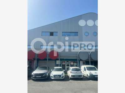 A vendre locaux commerciaux