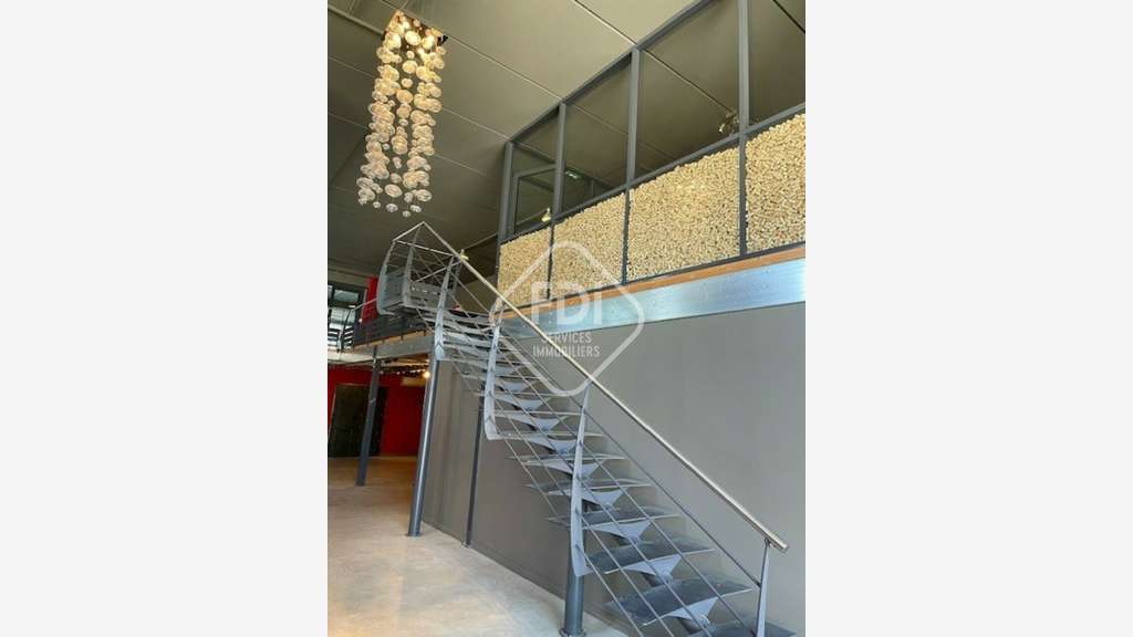 Vente local commercial 398m² à Baillargues