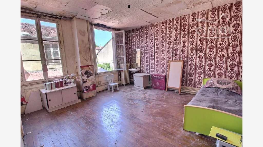 A vendre immeuble de 255m² à Bar le Duc