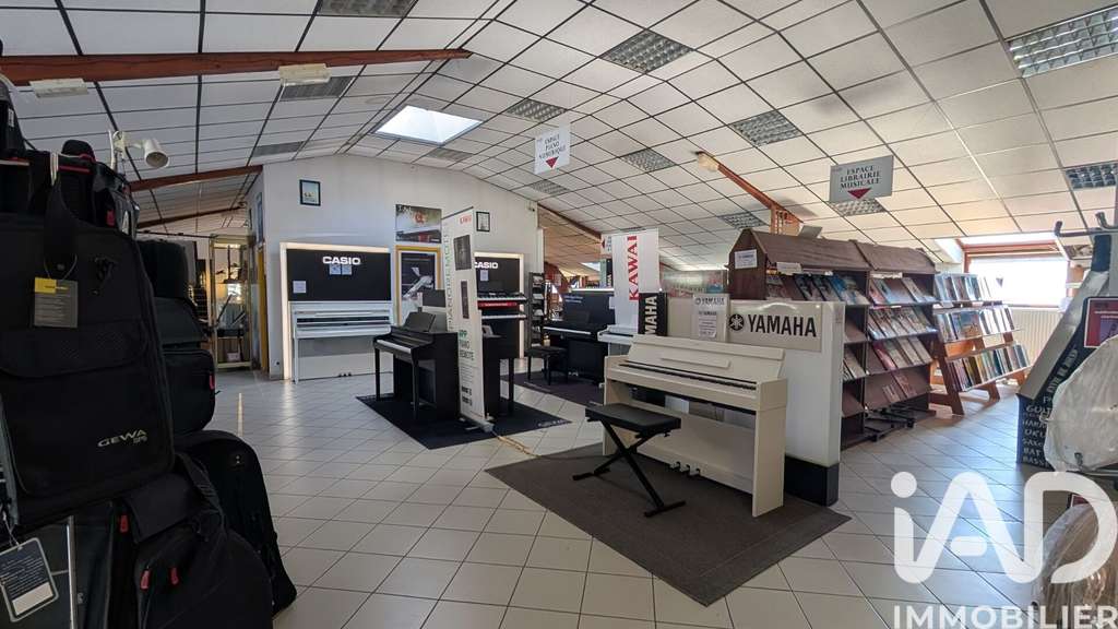 Vente local commercial 760m² à  Barby ZI Épinette