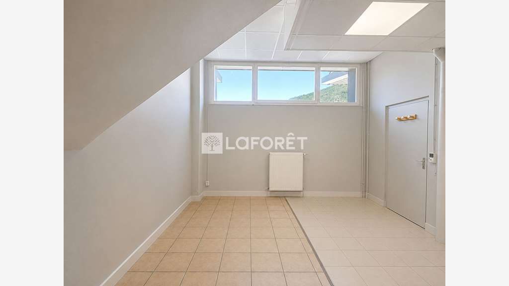 Appartement Barby 1 pièce(s) 708.10 m2