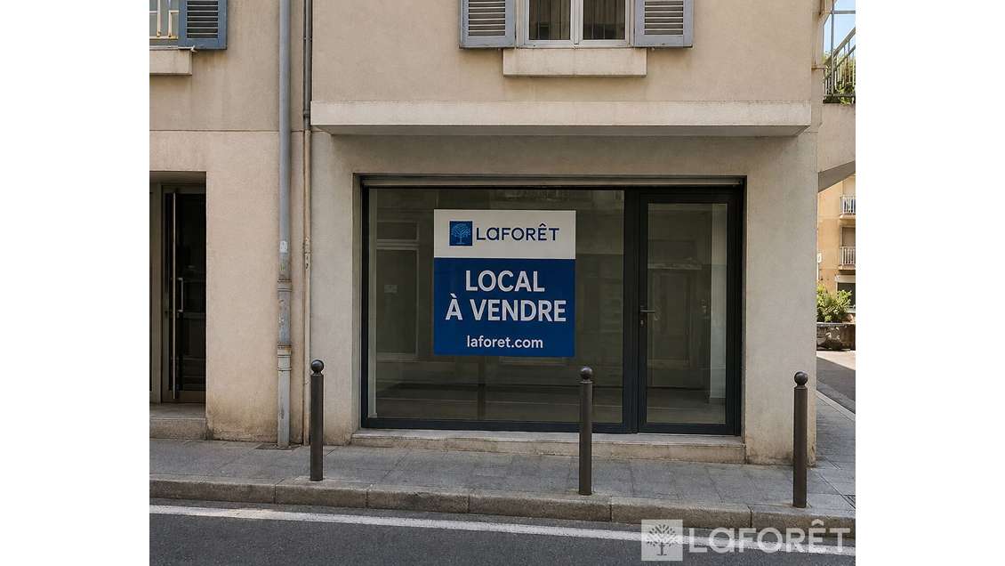 Vente local commercial 35m² à Bastia centre Paoli