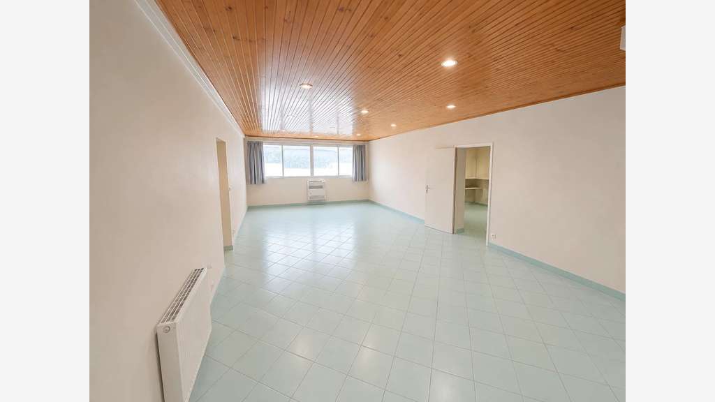 BASTIA - Bureaux / Local Professionnel 247 m² – 3