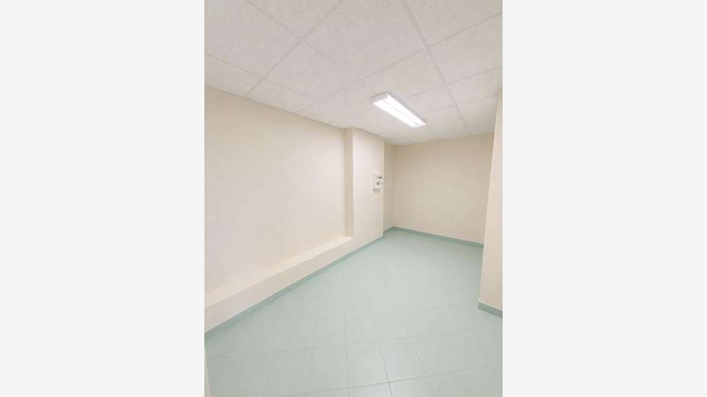 BASTIA - Bureaux / Local Professionnel 247 m² – 3