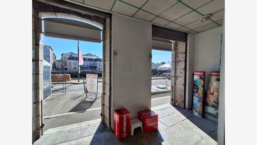 Bail à céder local commercial 170m² à Bayonne