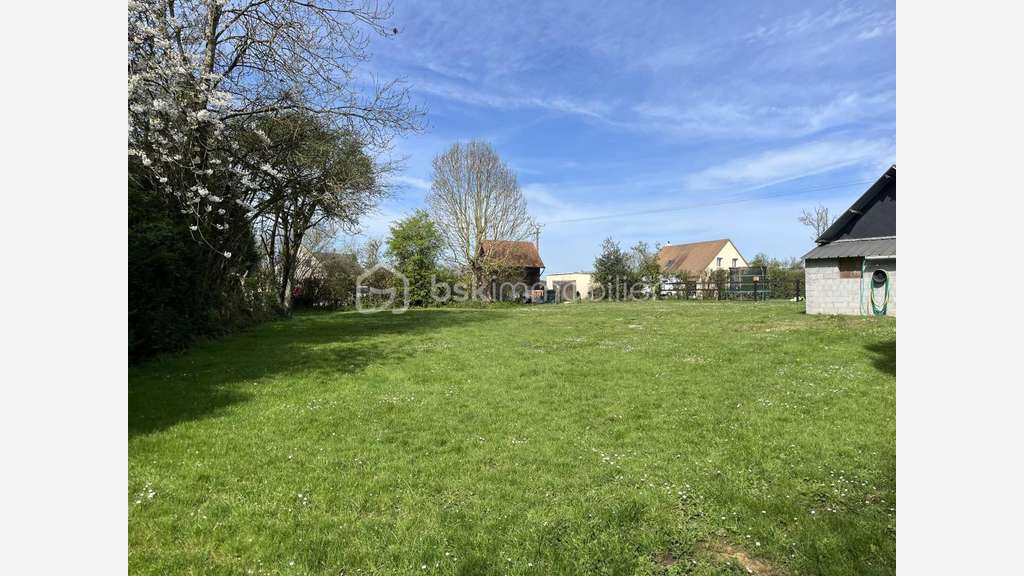 Vente Garage et dépendances à Beaufour-Druval
