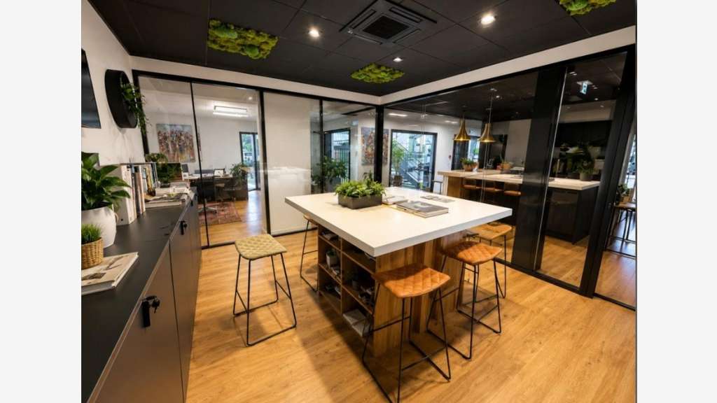 Vente immeuble de bureaux neuf 513m² Bègles centre