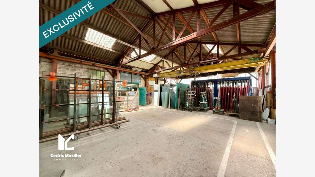 Vente local d’activité 330m² +Terrain à Belleville