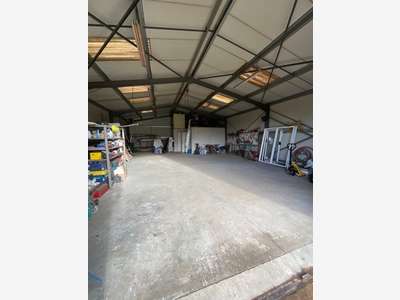 Vente local commercial 150m² Belleville-sur-Loire