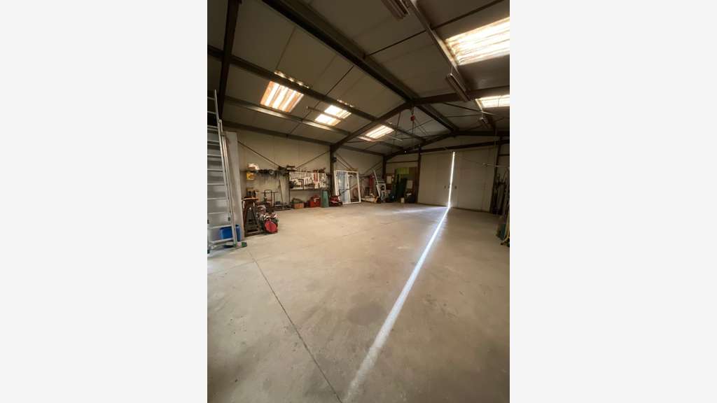 Vente local commercial 150m² Belleville-sur-Loire