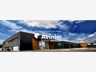 Bâtiment industriel de 3000m² à vendre à Berd'huis