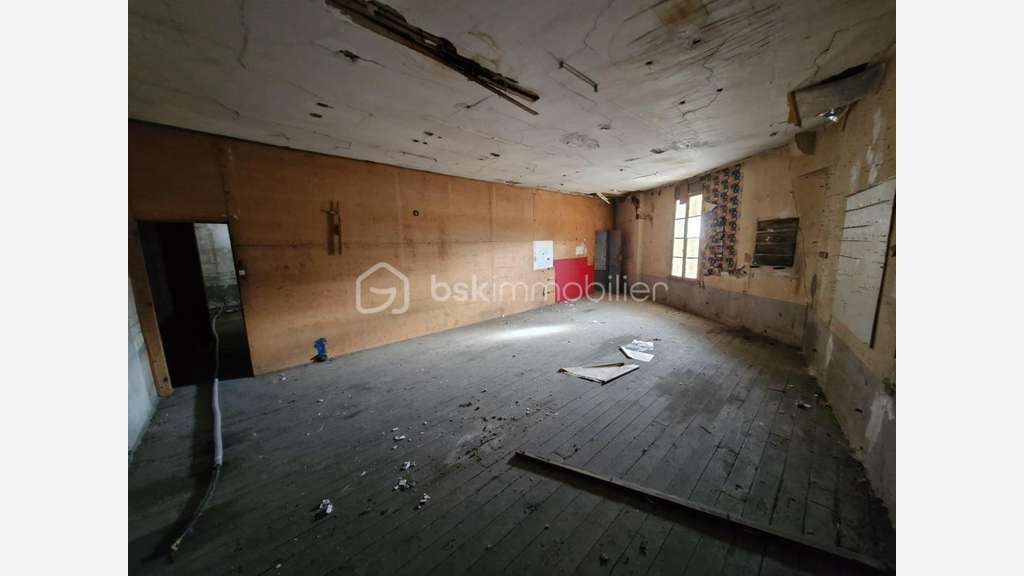 AV local commercial 150m² + garage 358m² Bergerac