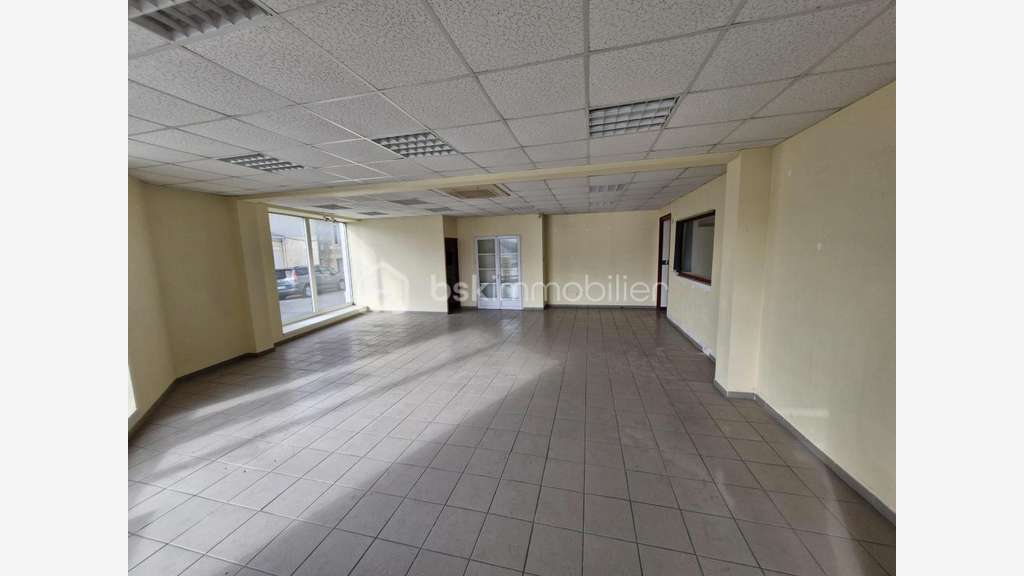 AV local commercial 150m² + garage 358m² Bergerac