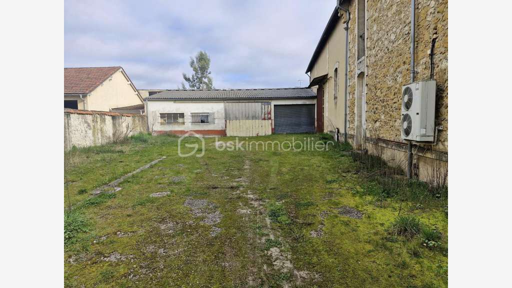 AV local commercial 150m² + garage 358m² Bergerac