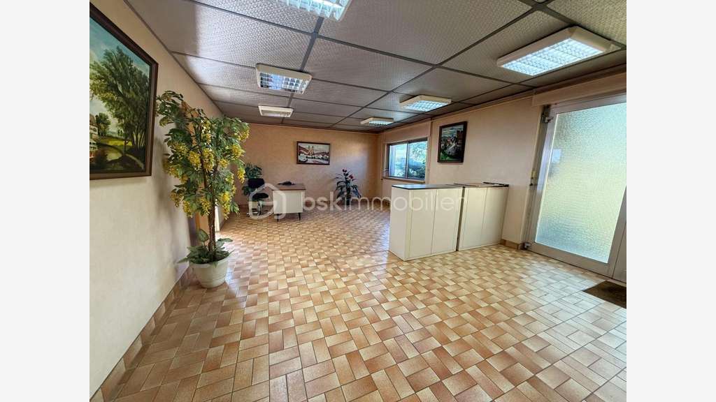 AV Local commercial 671m² sur 23,54 ares Bergholtz