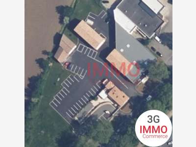 À vendre locaux commerciaux 1300m² à Bessines