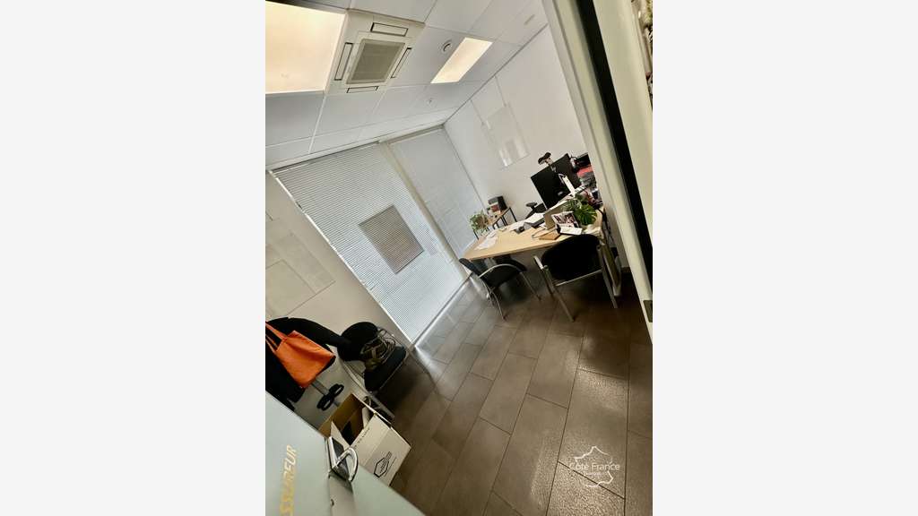 Vente local 96m² excellente visibilité à Béziers