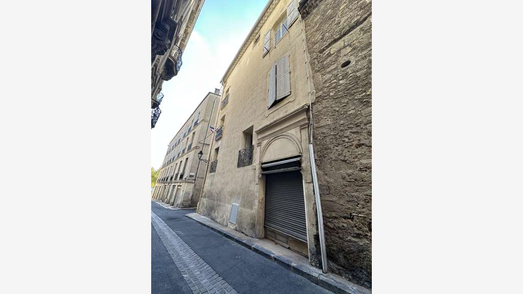 Vente local commercial 70m² rue piétonne à Béziers