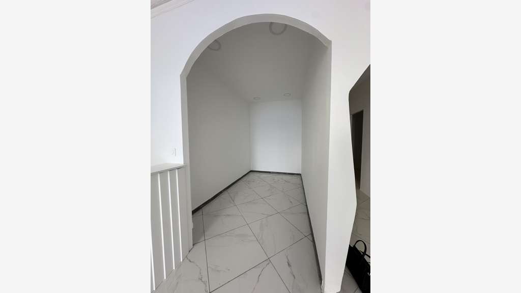 A louer local commercial 73m² Béziers centre ville