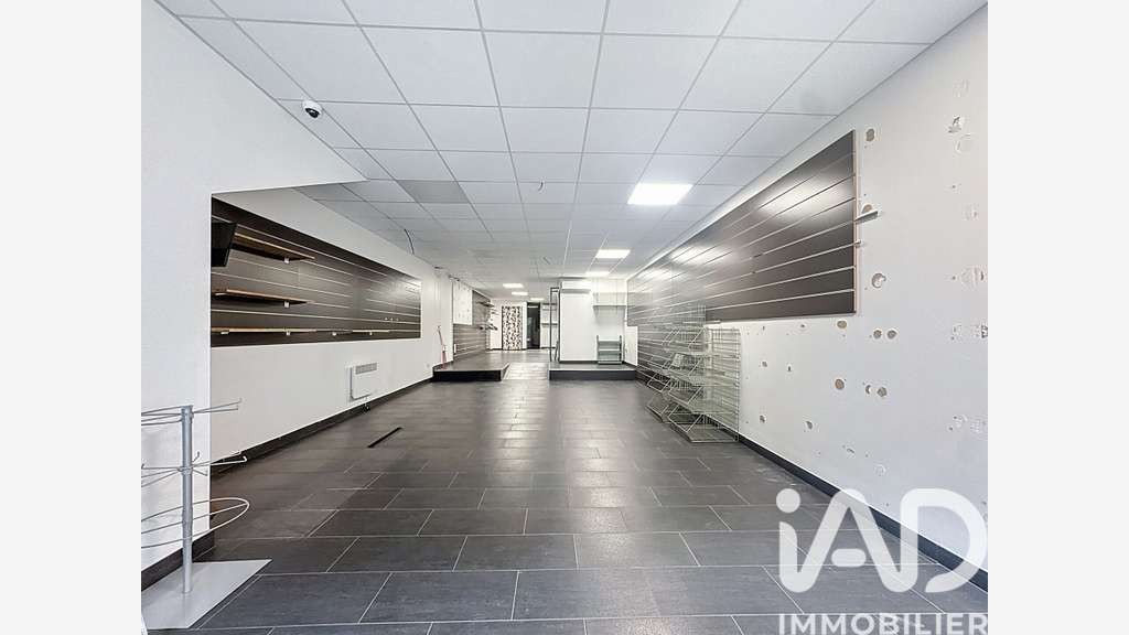 Cède local commercial 94m² à Béziers Maréchal Foch