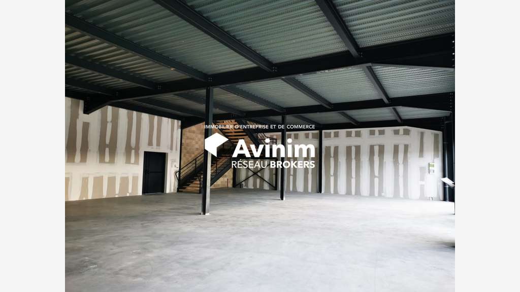 A vendre local commercial 406m² à Béziers