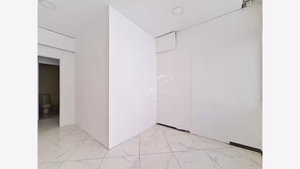 Vente local commercial 74m² à Béziers Saint-Saëns