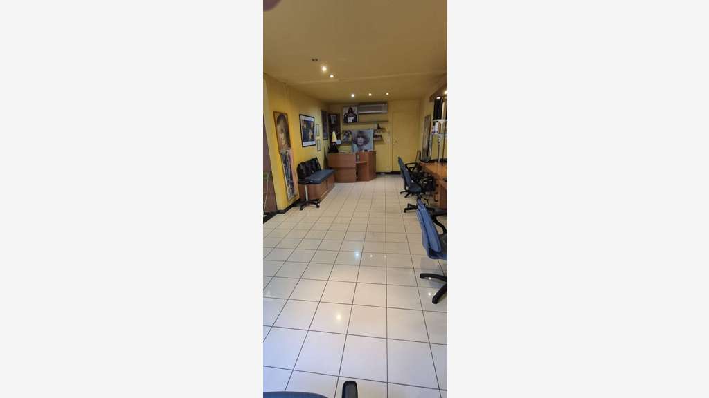 Vente local commercial 70m² proche centre Béziers