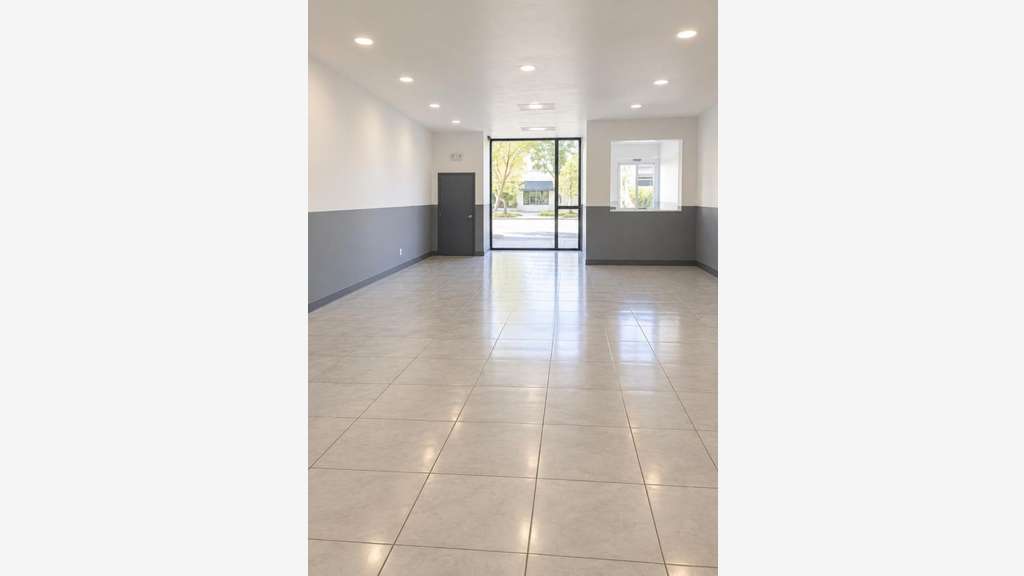 Vente local commercial 120m² proche gare Béziers