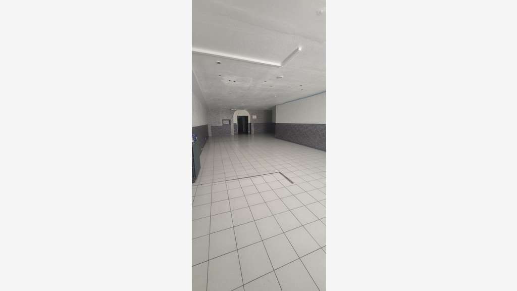 Vente local commercial 120m² proche gare Béziers