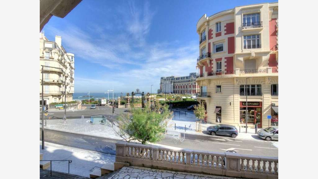 Vente murs commerciaux occupés de 66m² à Biarritz