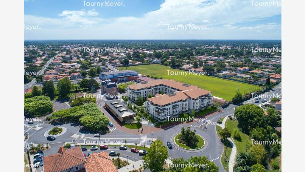 Local commercial 150m² à vendre à Biganos centre