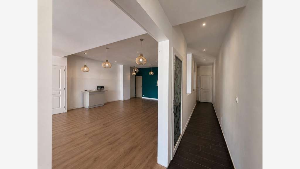 À vendre – Murs commerciaux de 116 m² – Biguglia