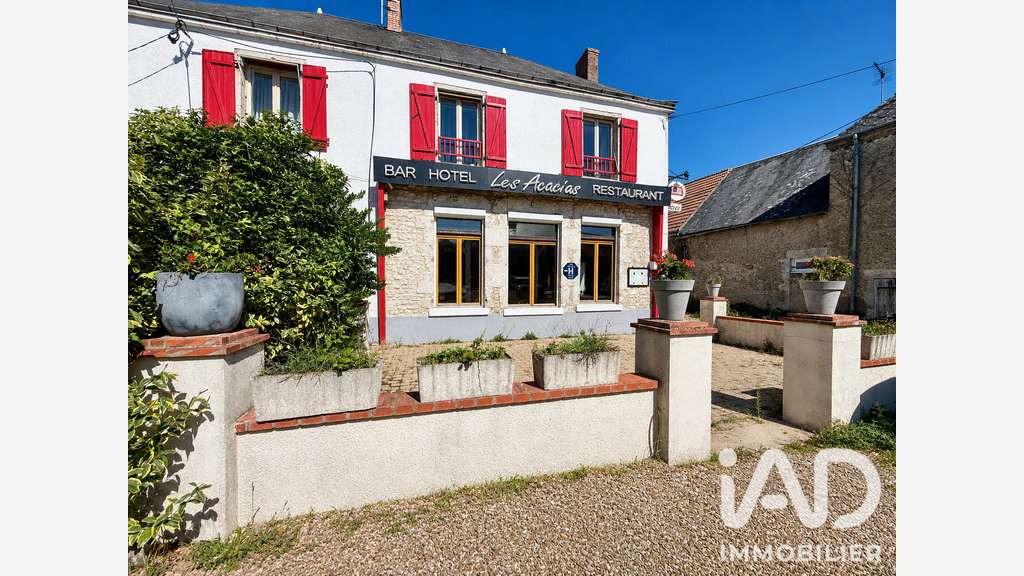 Vente immeuble de 400m² projets variés à Binas