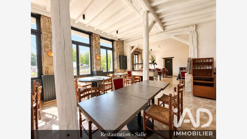 Vente immeuble de 400m² projets variés à Binas