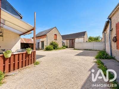 Vente immeuble de 400m² projets variés à Binas