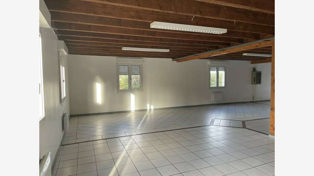 Murs commerciaux de 590m² à vendre zi Blanquefort