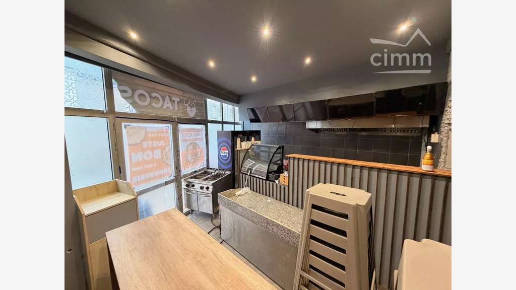 AV local commercial 68m² Blois secteur dynamique