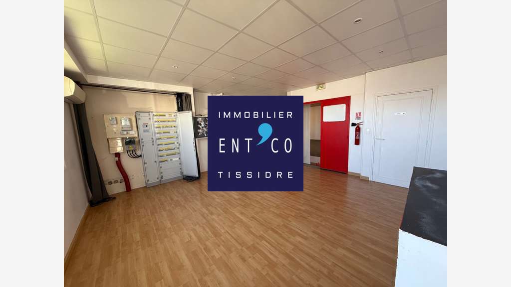 Opportunité unique - Immeuble commercial moderne à