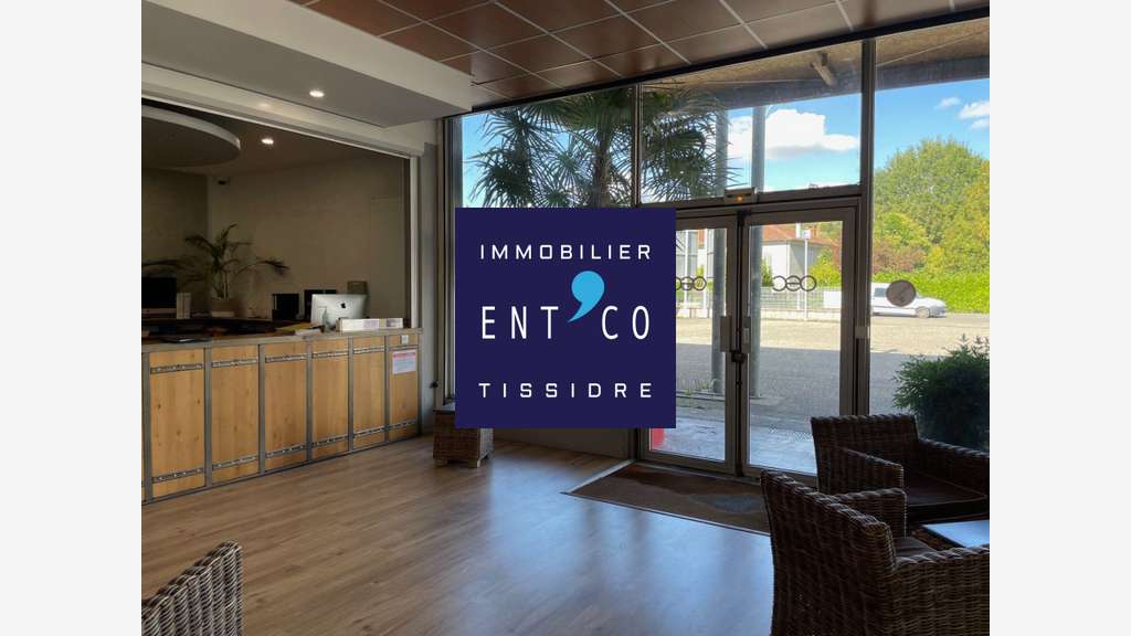 Opportunité unique - Immeuble commercial moderne à